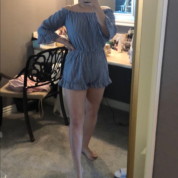 Off shoulder jumpsuit - Picture 3 of 3